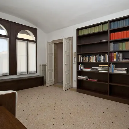 Apartmán Accademia Spacious 3 Bedrooms