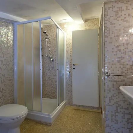 Accademia Spacious 3 Bedrooms Apartmán